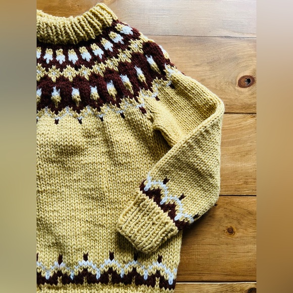 Hand knit Fair Isle Sweater - Picture 4 of 4